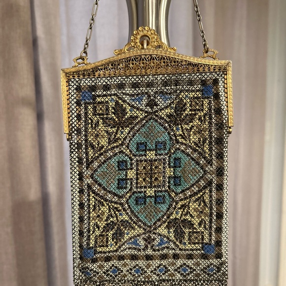 COPY - Ornate Beaded Evening Bag with Gold Frame - Picture 7 of 13